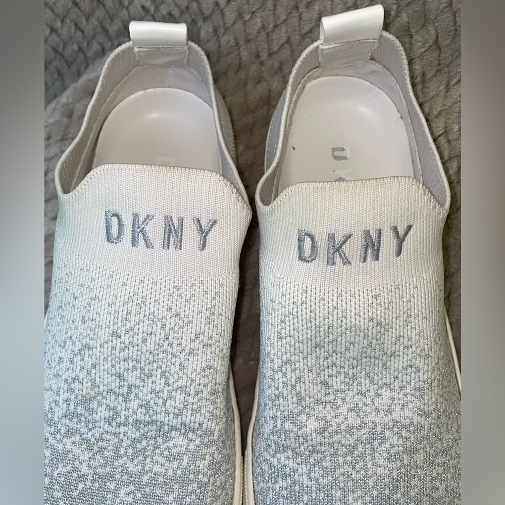 ๐ 2 for $12 DKNY slip on sparkly sneakers tennis 6 EUC - Picture 5 of 8